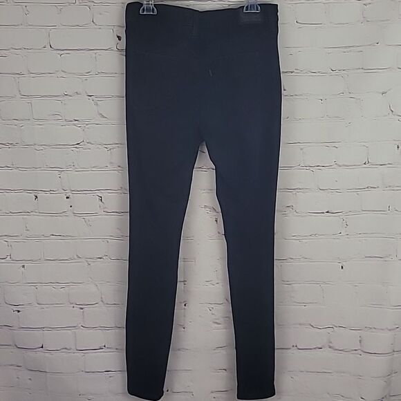 Levis 720 High Rise Supper Skinny Bleack Distressed Jeans. Stretchy. Size 31. - Picture 2 of 6